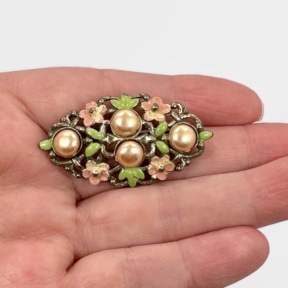 Flower Brooch, Enamel, Floral, Faux Pearls, Peach, Gold, Art Deco, 20s, Vintage - Picture 2 of 5